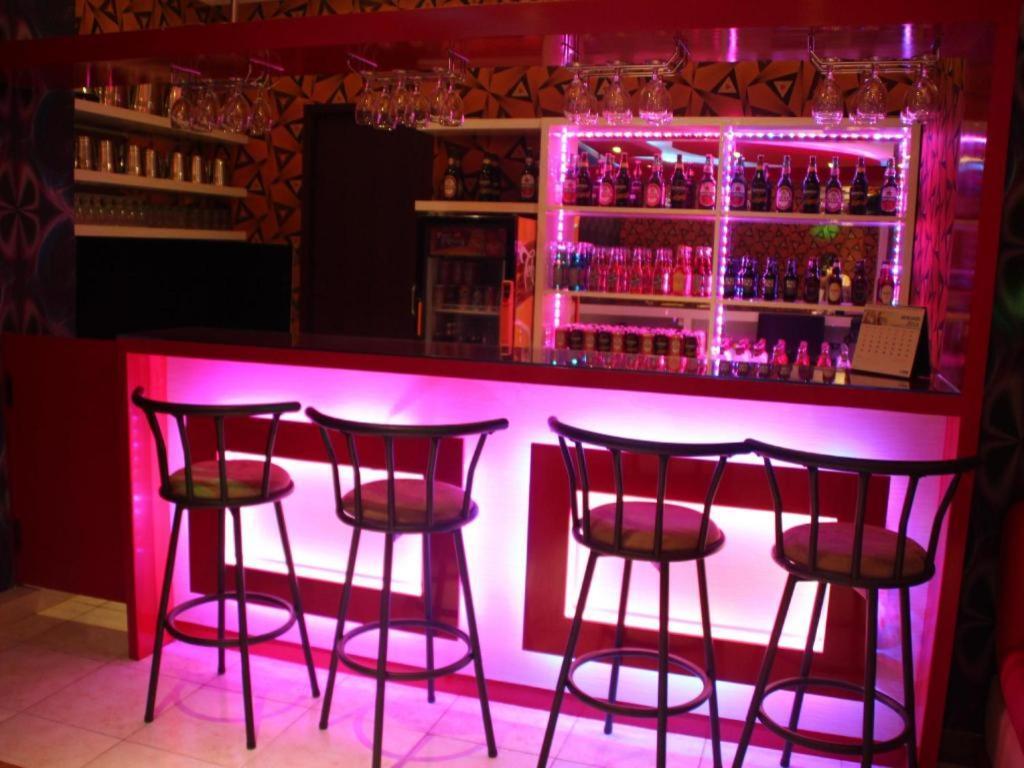 ג'קרטה Hotel Rovi Boutique מראה חיצוני תמונה
