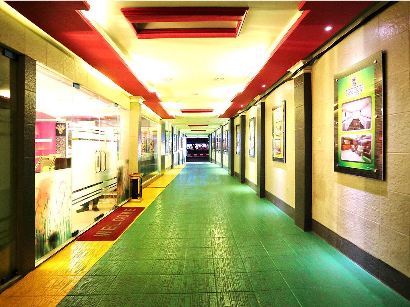 ג'קרטה Hotel Rovi Boutique מראה חיצוני תמונה