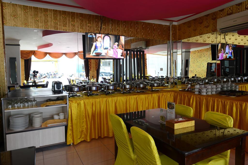 ג'קרטה Hotel Rovi Boutique מראה חיצוני תמונה
